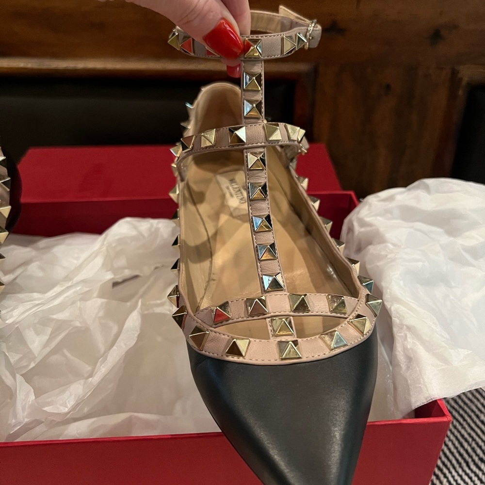 Valentino ballerina flats black w/ tan LIKE NEW - Picture 14 of 14